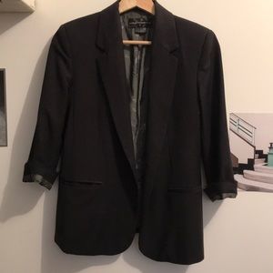 Navy blue quarter sleeve blazer with metallic look